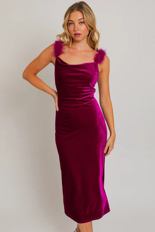 LOVE STRUCK VELVET MIDI DRESS