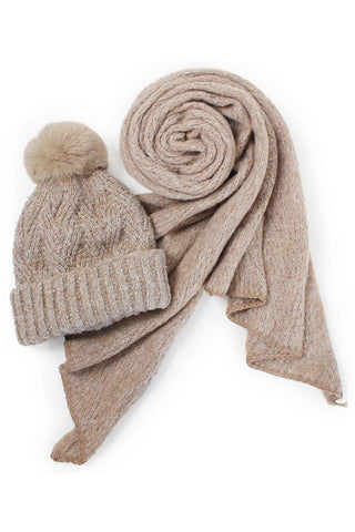 MATCHING SCARF & POM BEANIE SET