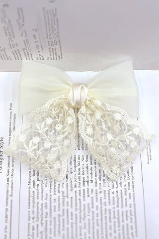 IVORY LACE FLOWER BOW