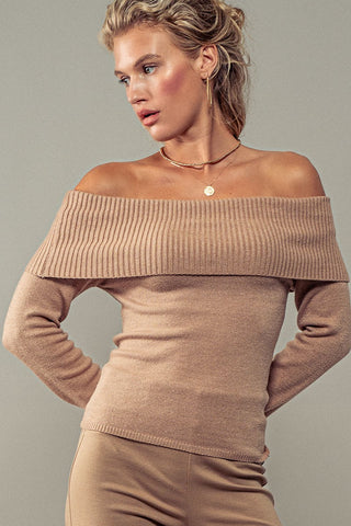 TYLA OFF-SHOULDER KNIT TOP